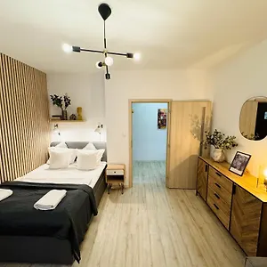 Nicelovely & Dlouha Apartament Praga