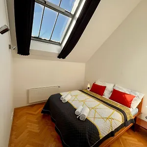 Riverbridge Apartament Praga