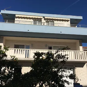 Apartmani Mane Trogir