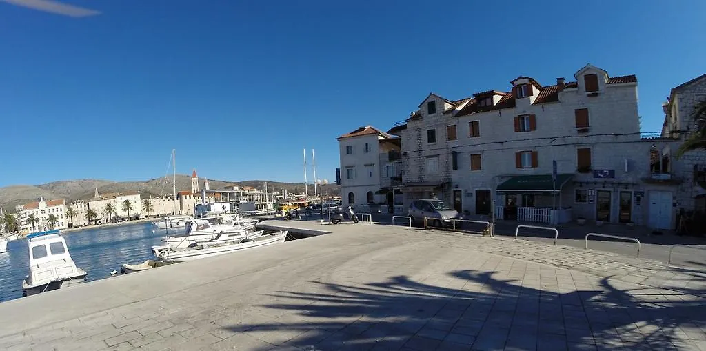 Apartment Room Parcina Trogir